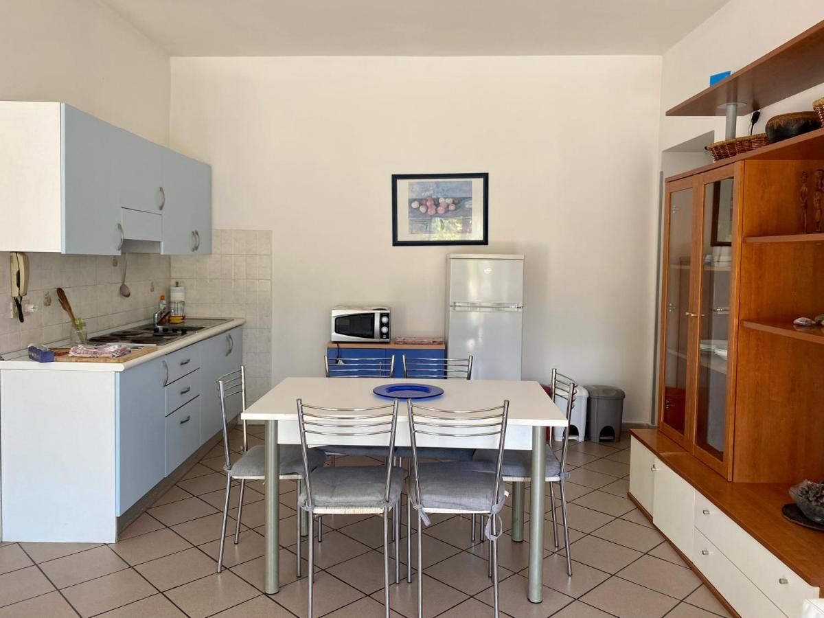 Apartment Tirreno Tirrenia Exterior foto